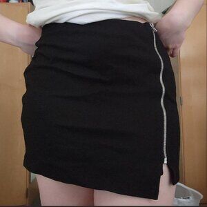 Edgy black mini skirt